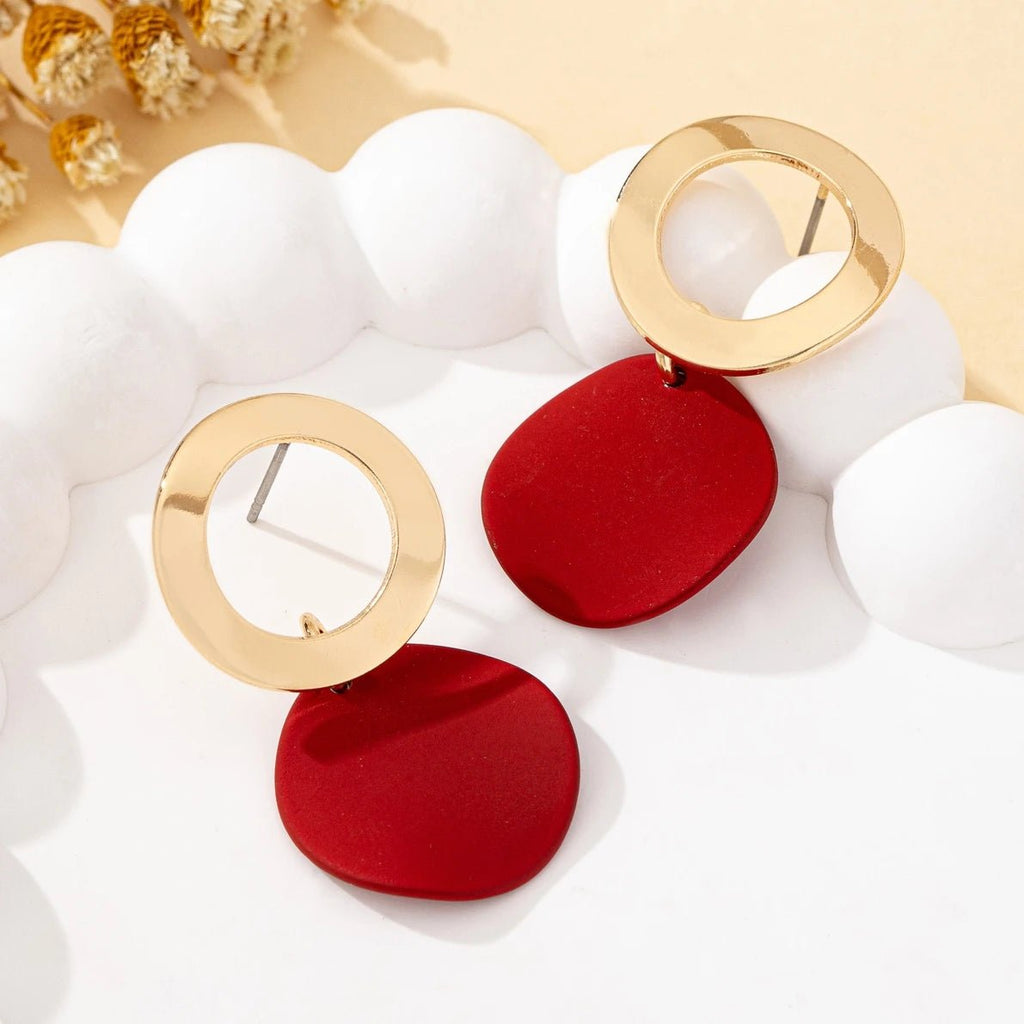 Une paire de boucles d'oreilles pour femmes, motif ondulé, disque rond - FoytiShop
